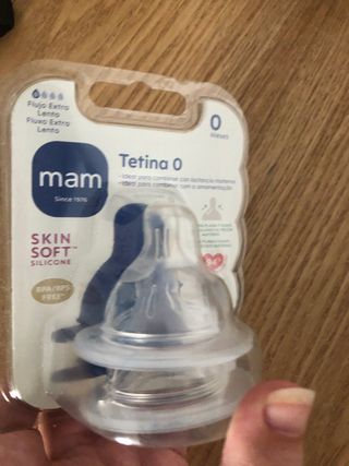 2 Tetinas Mam 0 flujo lento 