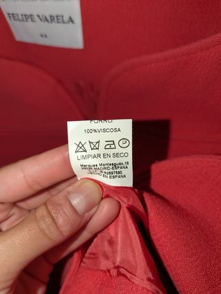 Traje falda Felipe Varela rojo XXL