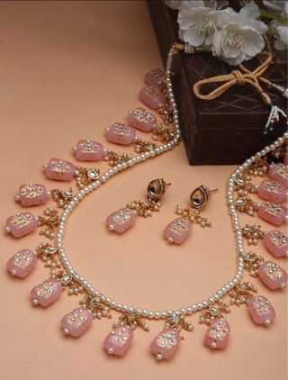 Collar y pendientes rosa - Joyas indias