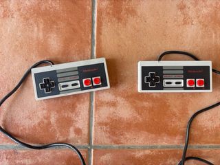 NES (Nintendo) Española y juego- Super Mario Bros