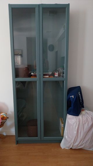 Vitrina azul - Estantería de cristal y madera