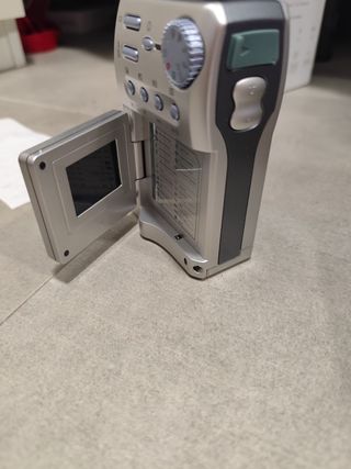 URGENTE Fujifilm MV-1 Cámara Digital