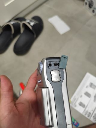 URGENTE Fujifilm MV-1 Cámara Digital