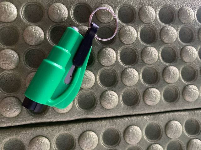 Llavero multiherramienta emergencia