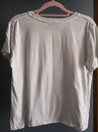 Camiseta Sushi Pull&Bear blanca