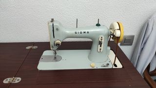 Máquina coser Sigma Antigua