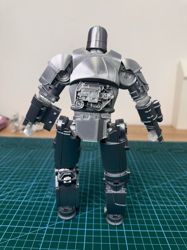 Figura Iron Man MK1 – Articulada (24 cm)