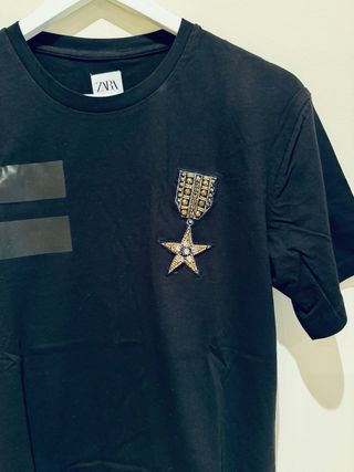 Camiseta Medalla de Zara