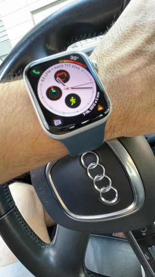 Apple Watch plata, 93% salud bateria. Impecable. 