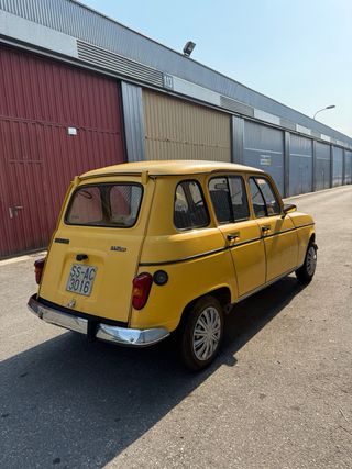 Renault 4TL 1988