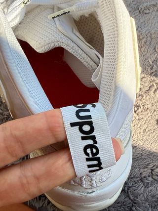 Zapatillas Nike Supreme Blancas