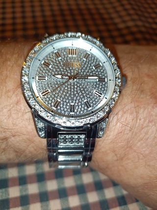 Reloj GUESS plateado cuarzo, NUEVO 