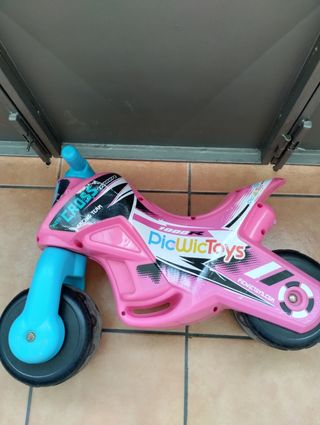 Moto correpasillos PicwicToys