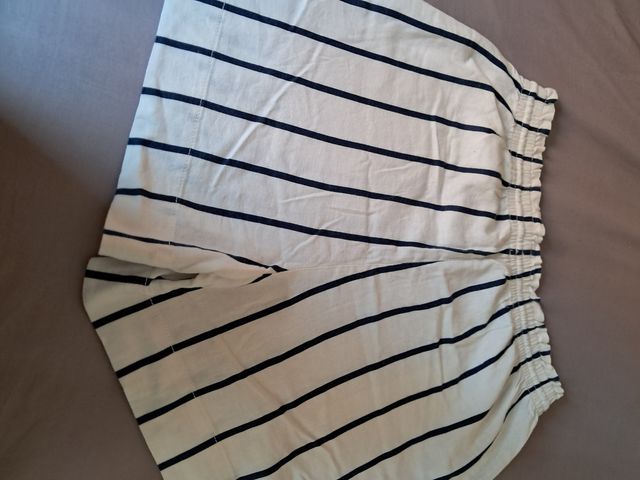 Shorts rayas azul y blanco