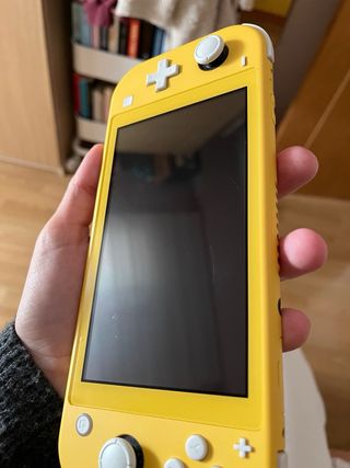 Nintendo Switch Lite Amarilla