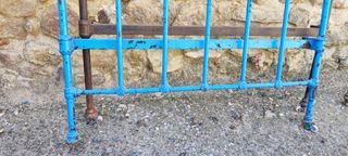 Cabecero cama hierro antiguo azul