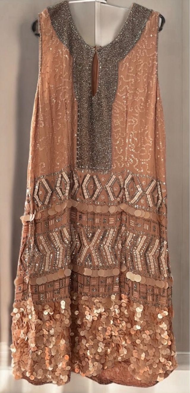 Vestido joya rosa más Complementos