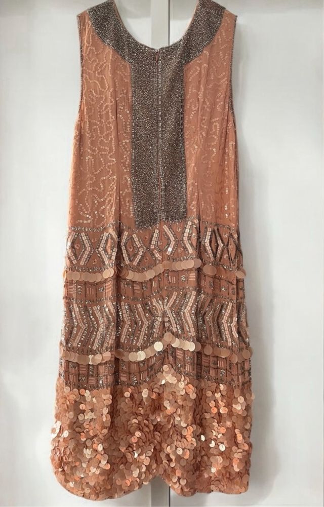 Vestido joya rosa más Complementos