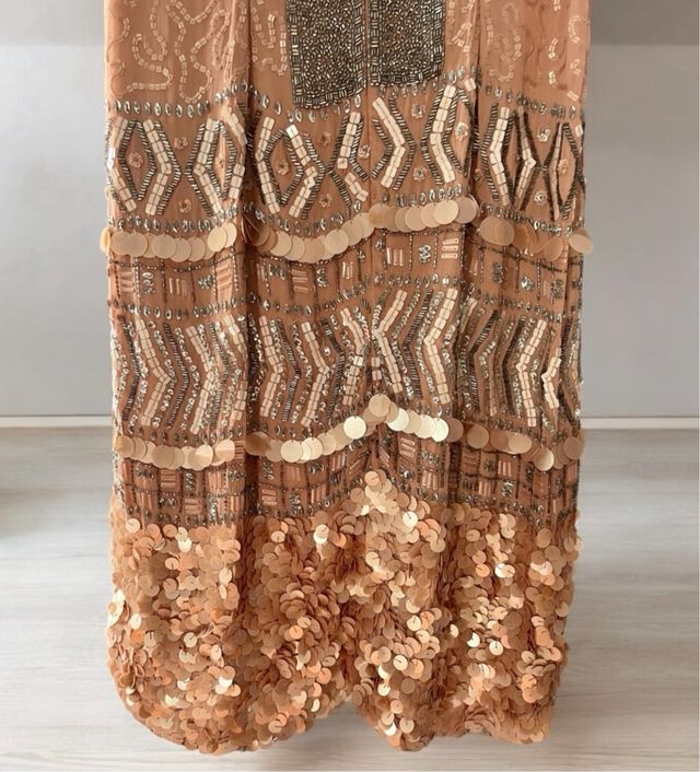 Vestido joya rosa más Complementos