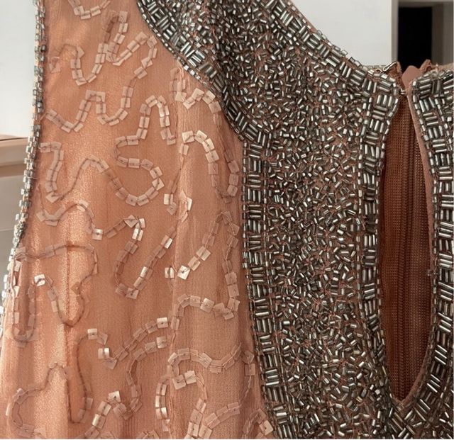 Vestido joya rosa más Complementos