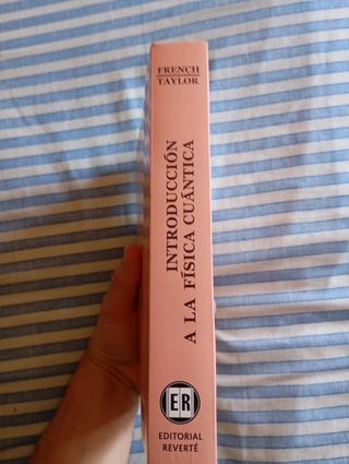 Introducción a la física cuántica. Negociable.