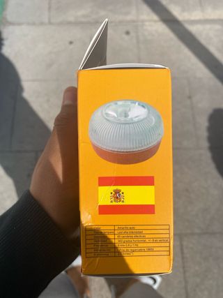 Señal V16 Luz emergencia