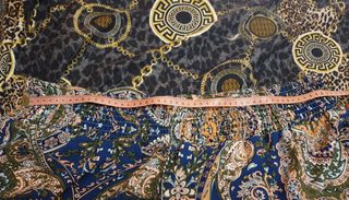 Pantaloni larghi fantasia paisley