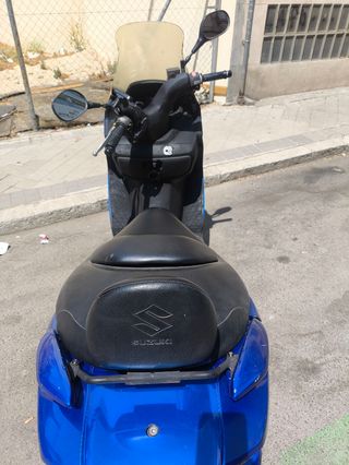 Suzuki Burgman 125cc Azul