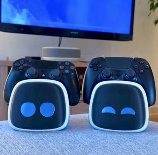 Soporte mando Astro Bot