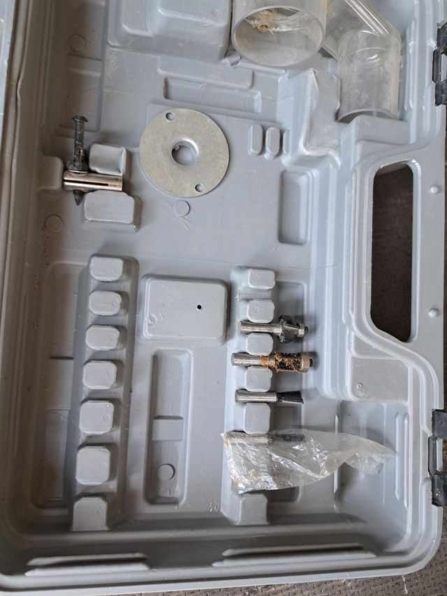 Fresadora DEFONCEUSE M1R-KZ-8-6B