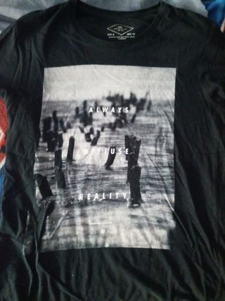 Camiseta negra - Always Diffuse Reality