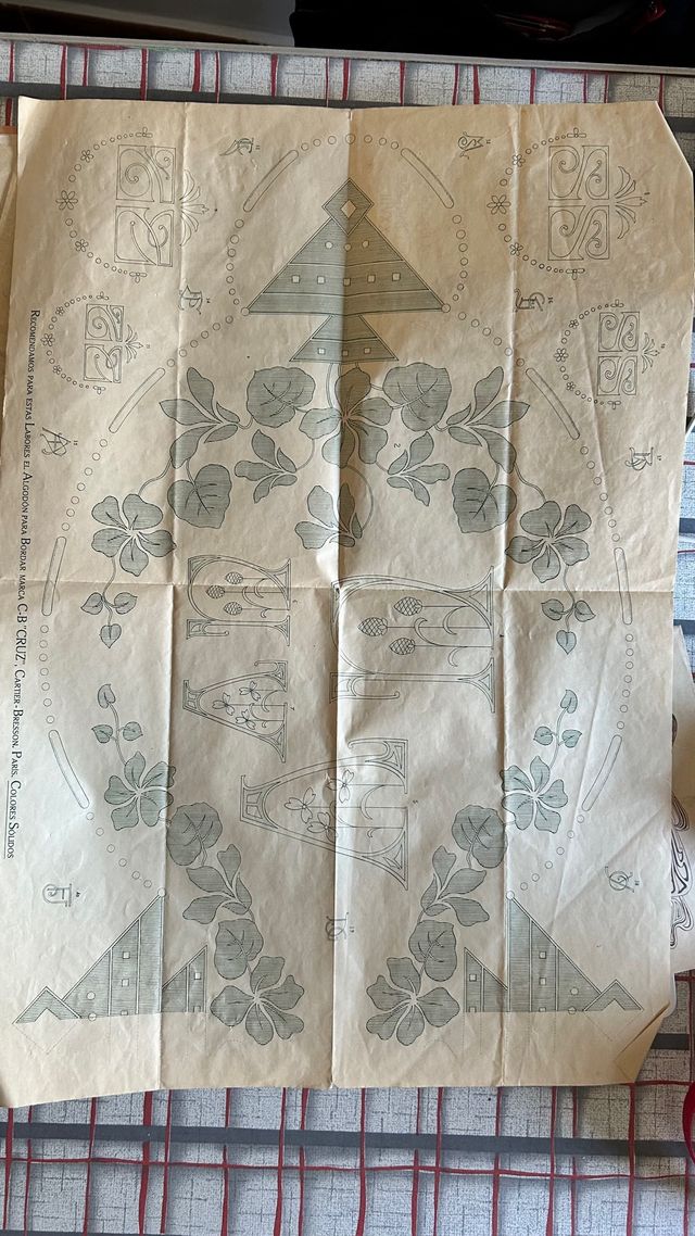 Cuadernos Bordados antiguos