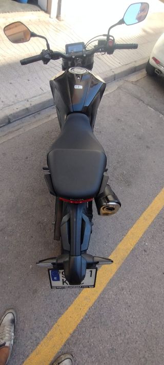 Honda CB300R neo - Moto