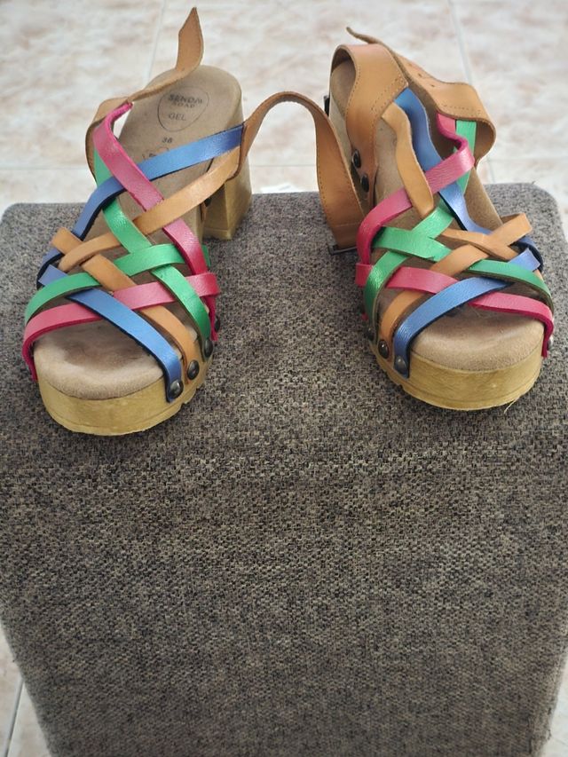 Sandalias Sendra tacón 38 multicolor