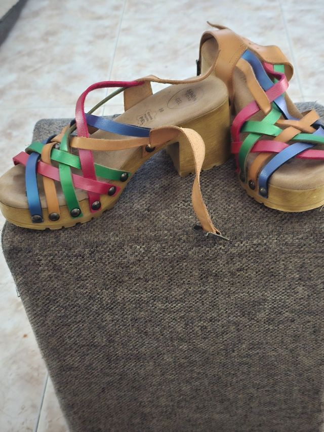 Sandalias Sendra tacón 38 multicolor
