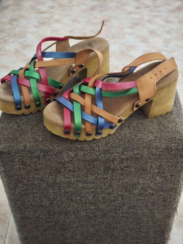 Sandalias Sendra tacón 38 multicolor