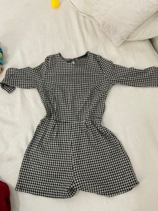 Vestido blanco y negro de cuadros