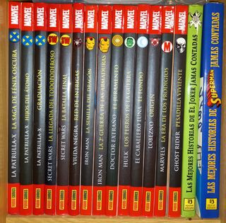 LOTE DE 46 TOMOS DE
 " MARVEL HEROES "
