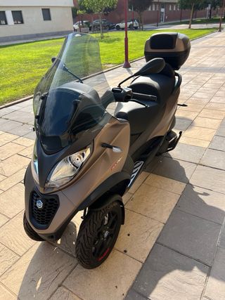 Moto Piaggio MP3 500 HPE 2022
