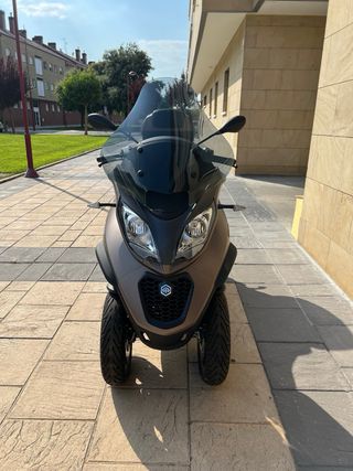 Moto Piaggio MP3 500 HPE 2022