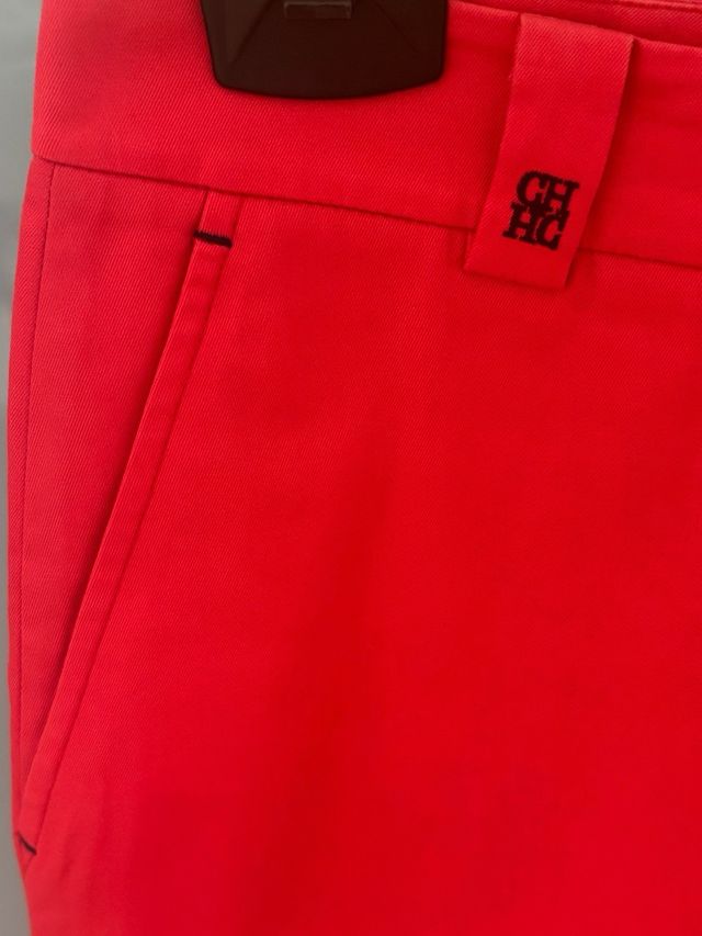 Pantalón rojo Carolina Herrera