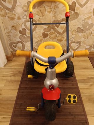 Triciclo infantil usado