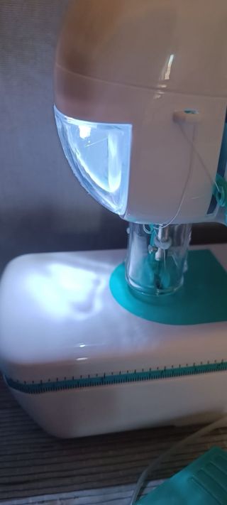 Máquina de coser juguete - Mundo Diver