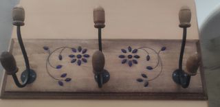 Perchero Pared 4 Ganchos - Madera Metal
