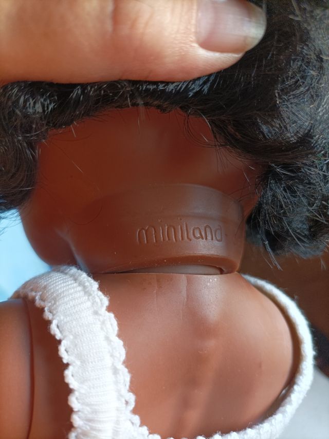 Muñeca bebé negra - Juguete