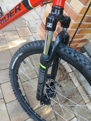 Bicicleta rokraider mtb roja
