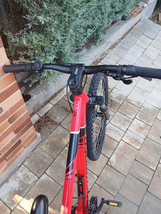 Bicicleta rokraider mtb roja