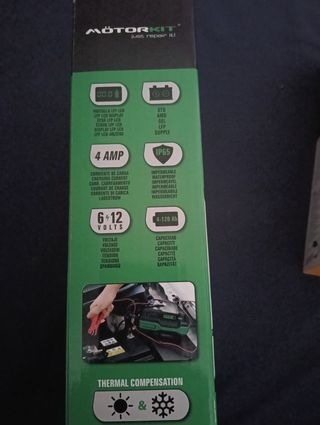 Cargador Batería 4A MotorKit