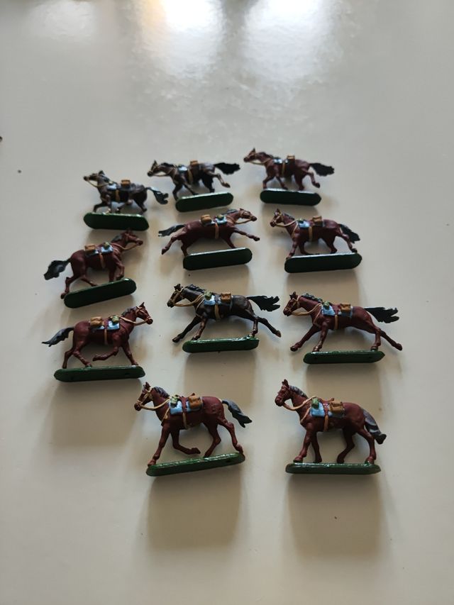 11 miniaturas Cosacos a caballo