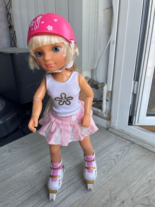 Muñeca Nancy Patines